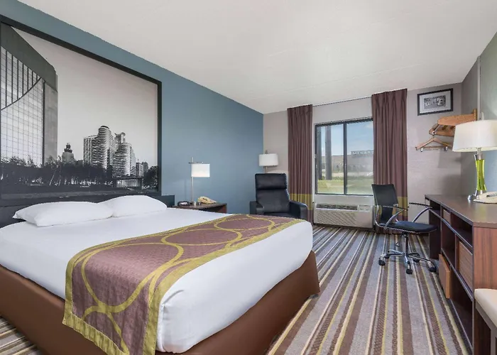 Super 8 By Wyndham Bloomington/airport 2* Bloomington