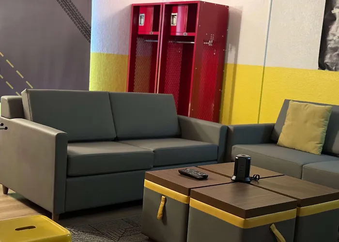 Super 8 By Wyndham Bloomington/airport 2* Bloomington